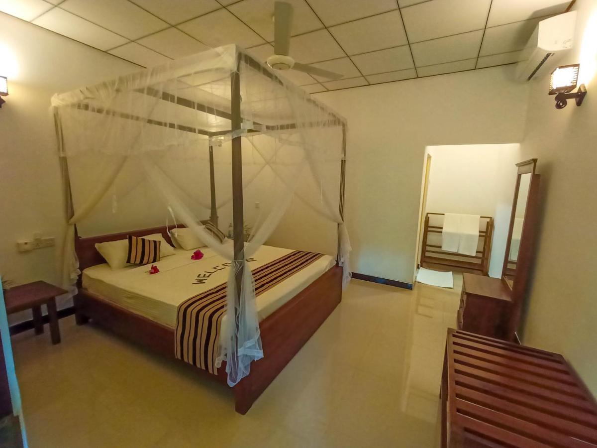 Nimsara Lodge 锡吉里亚 外观 照片
