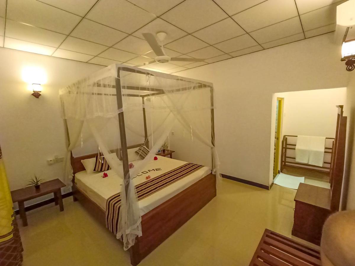 Nimsara Lodge 锡吉里亚 外观 照片